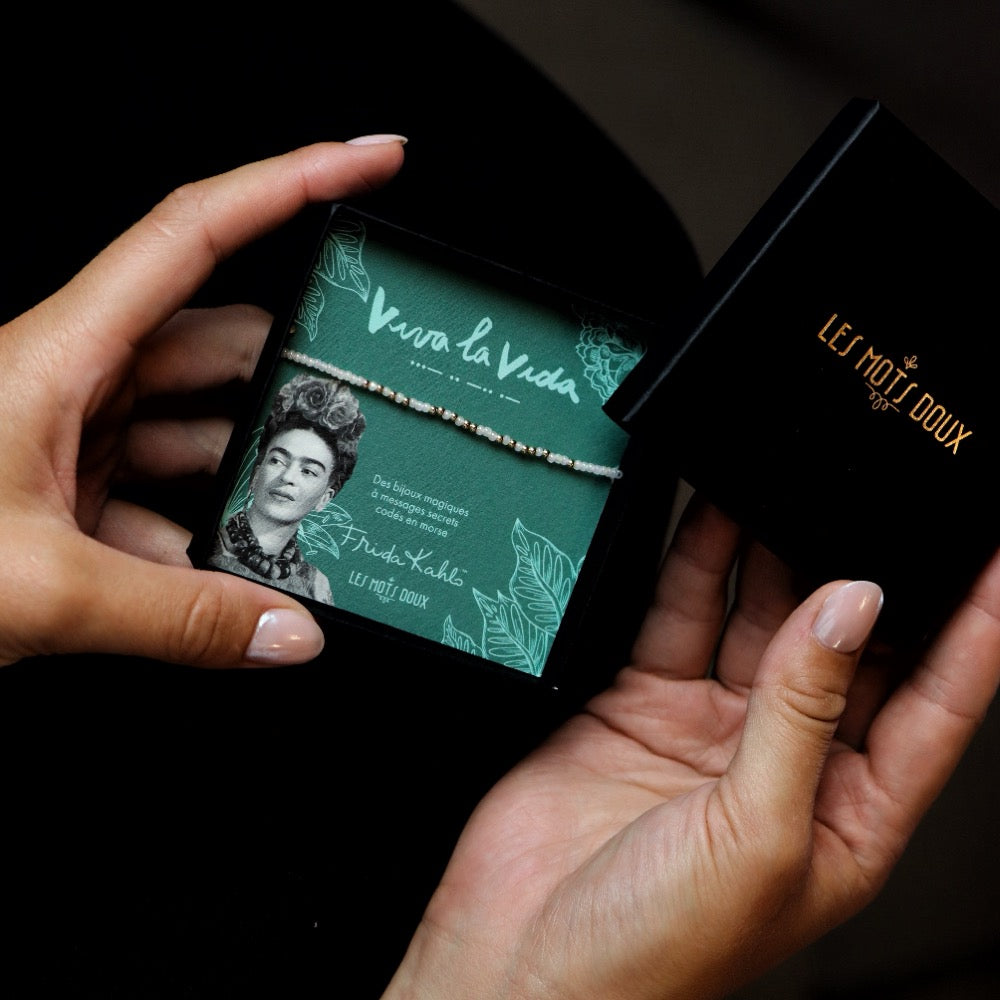Bracelet code morse Frida Kahlo "Viva la vida" blanc