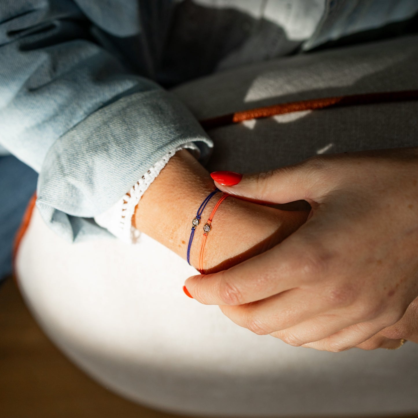 Bracelet - Brille - cordon rose fluo